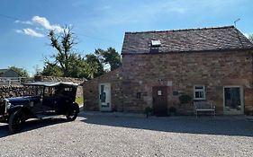Chic 2 Bed Near Alton Towers, Polar Bears, Peak District